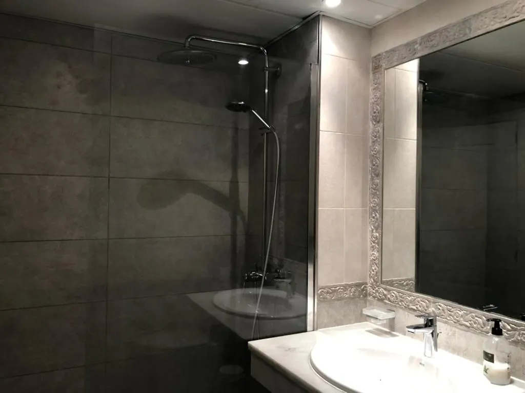 1257: Luxury 3 Bedroom Apt In Hacienda Del Sol 에스테포나 아파트
