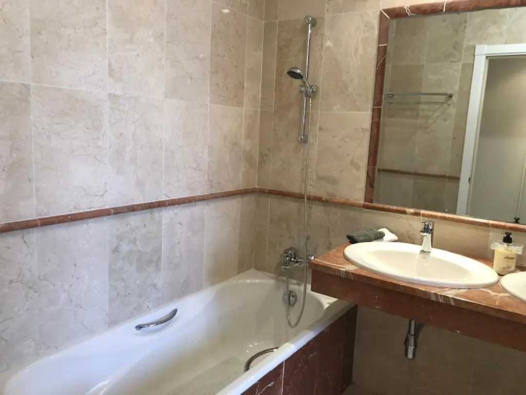 1257: Luxury 3 Bedroom Apt In Hacienda Del Sol 에스테포나